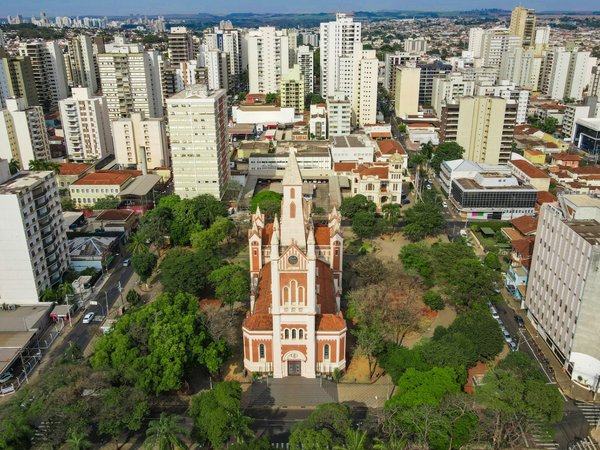Confira o que abre e fecha em Ribeirão Preto no feriado prolongado